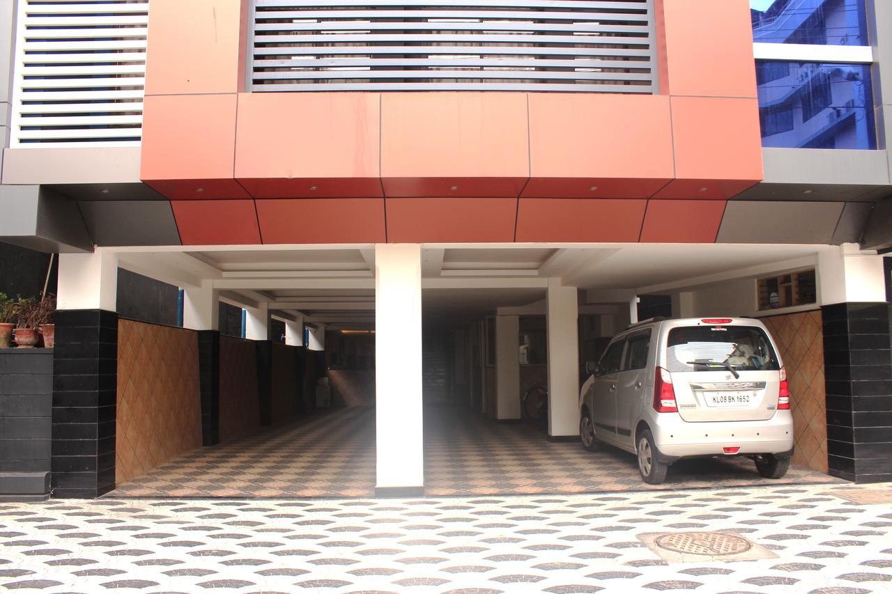 Hotel Sukhvas Thiruvananthapuram Exterior photo